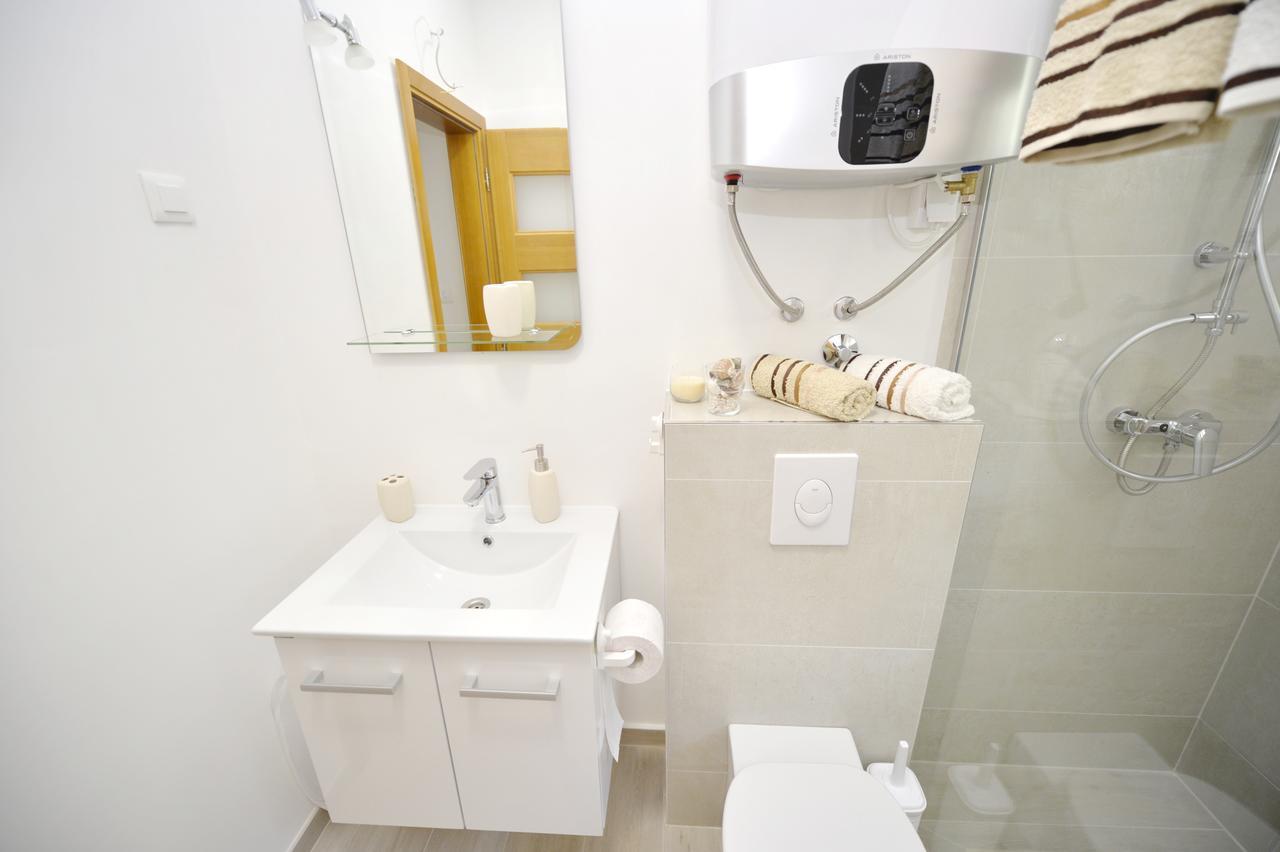 P&I Apartments Jadranska 74,Dobrota Κότορ Εξωτερικό φωτογραφία